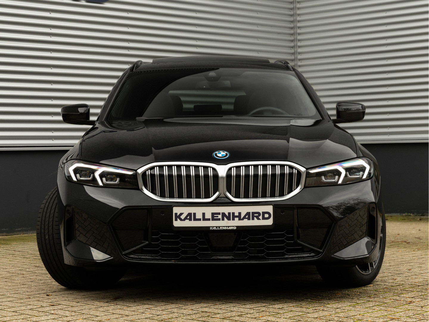 BMW BMW