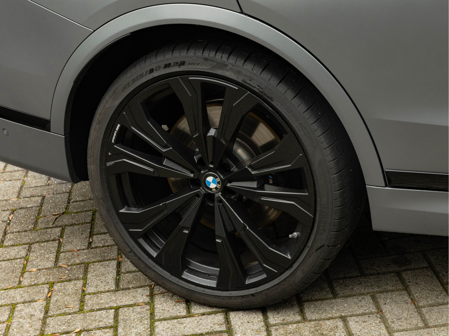 BMW BMW