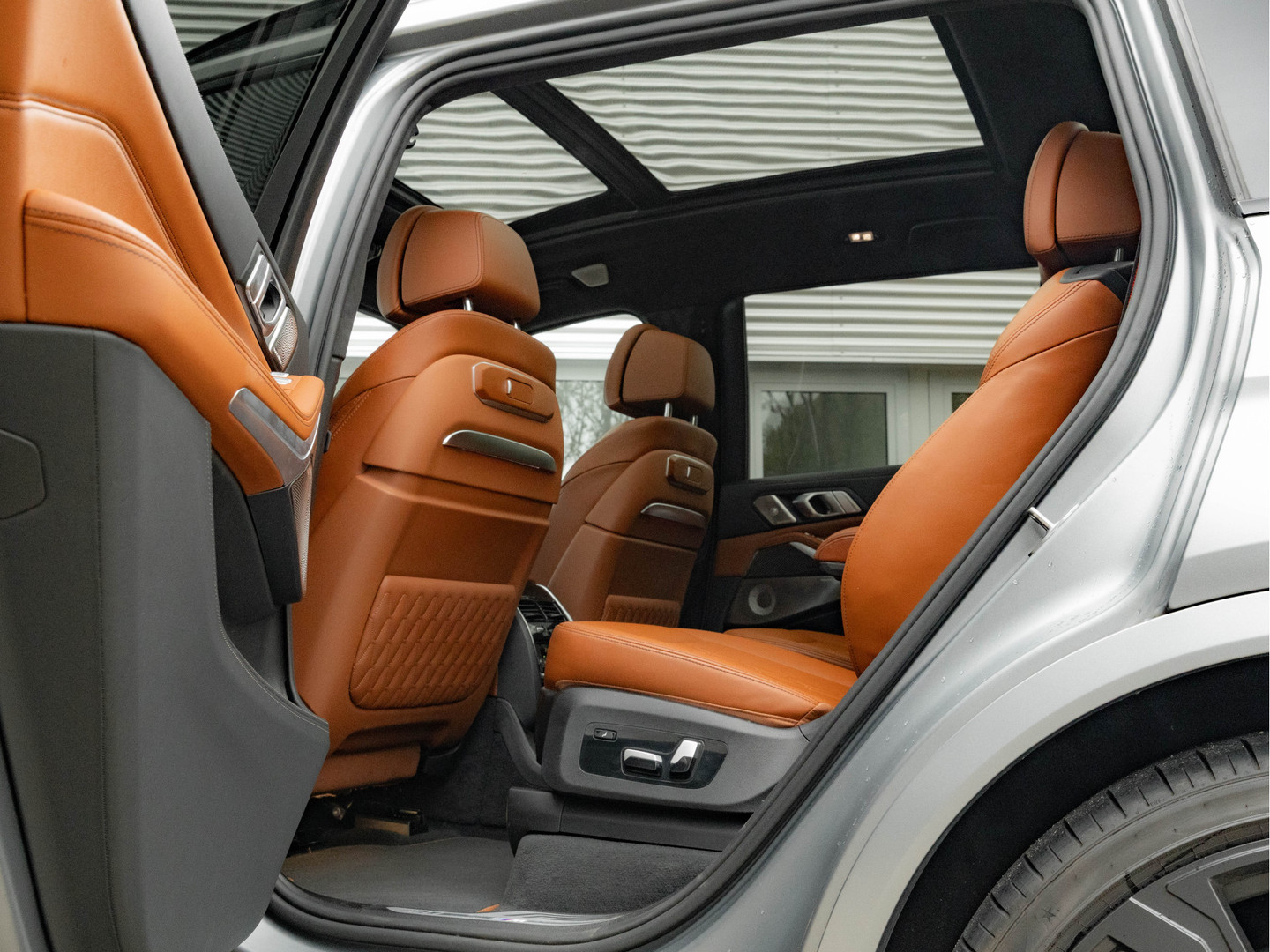 BMW BMW