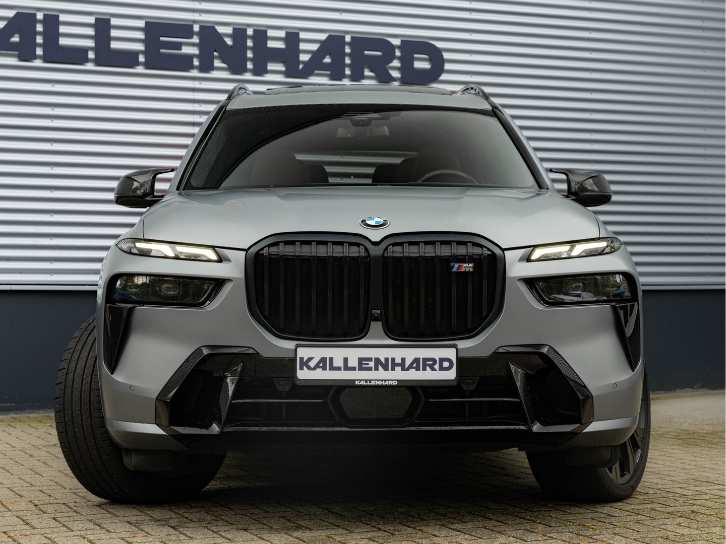 BMW BMW
