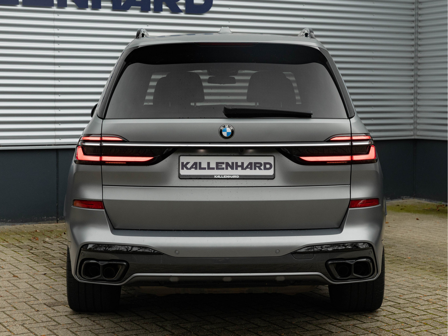 BMW BMW