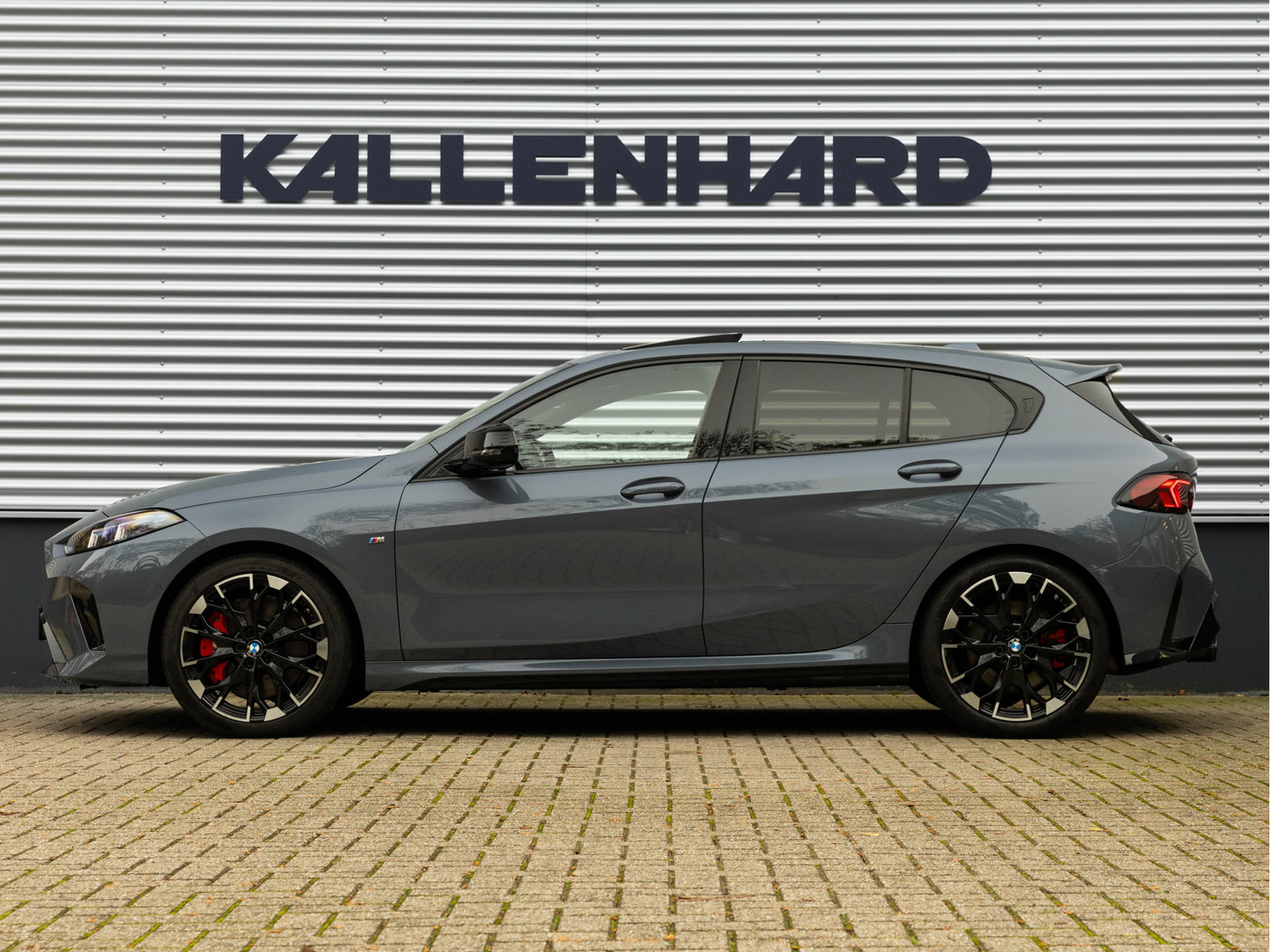 BMW BMW