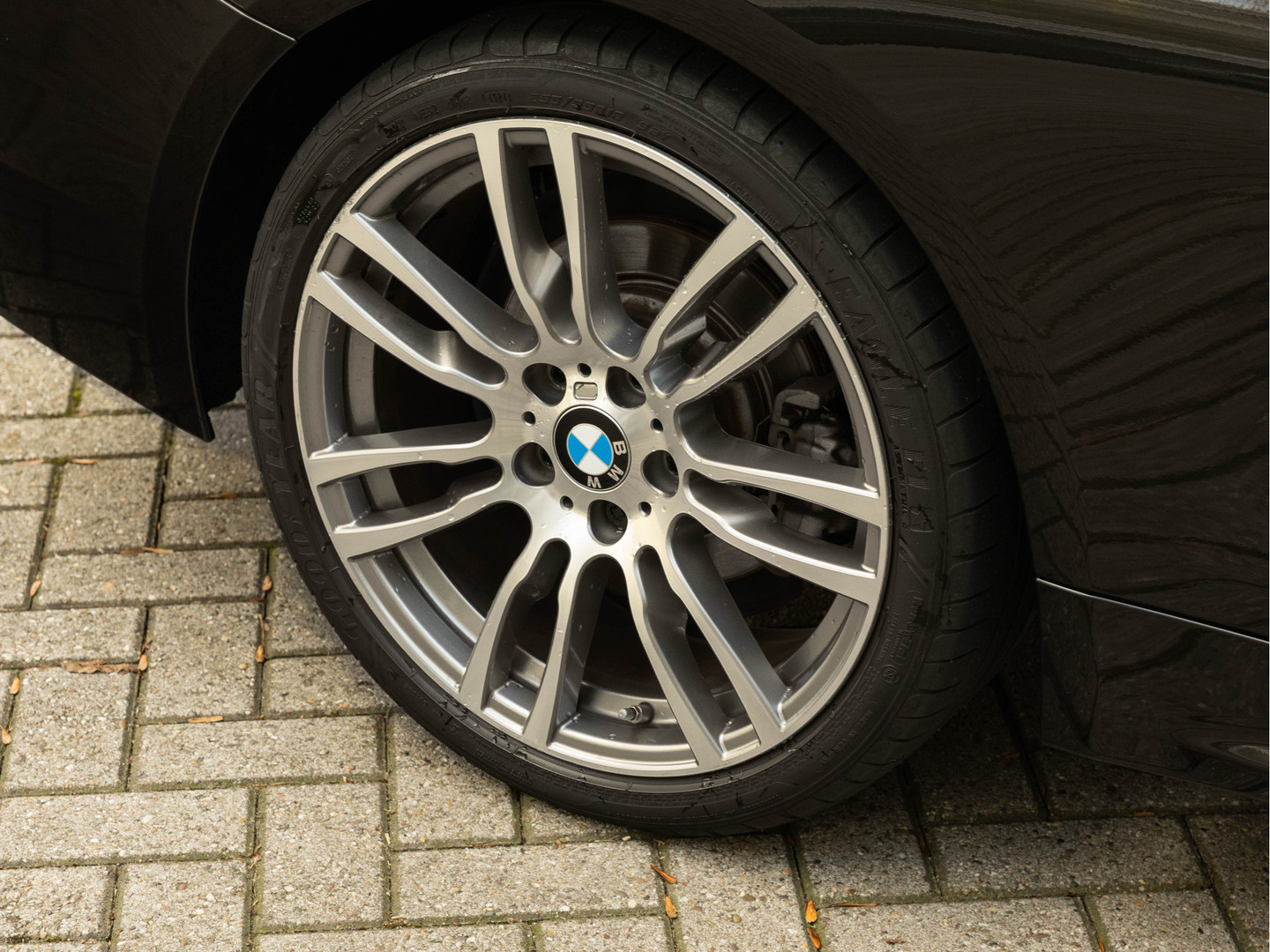 BMW BMW
