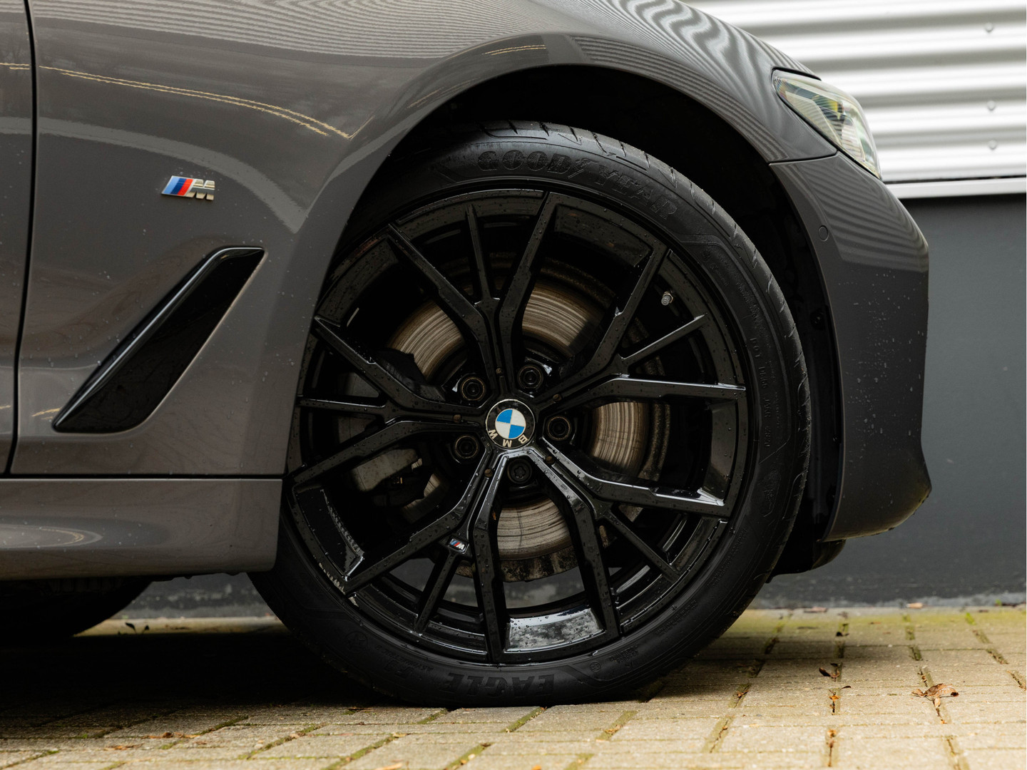 BMW BMW