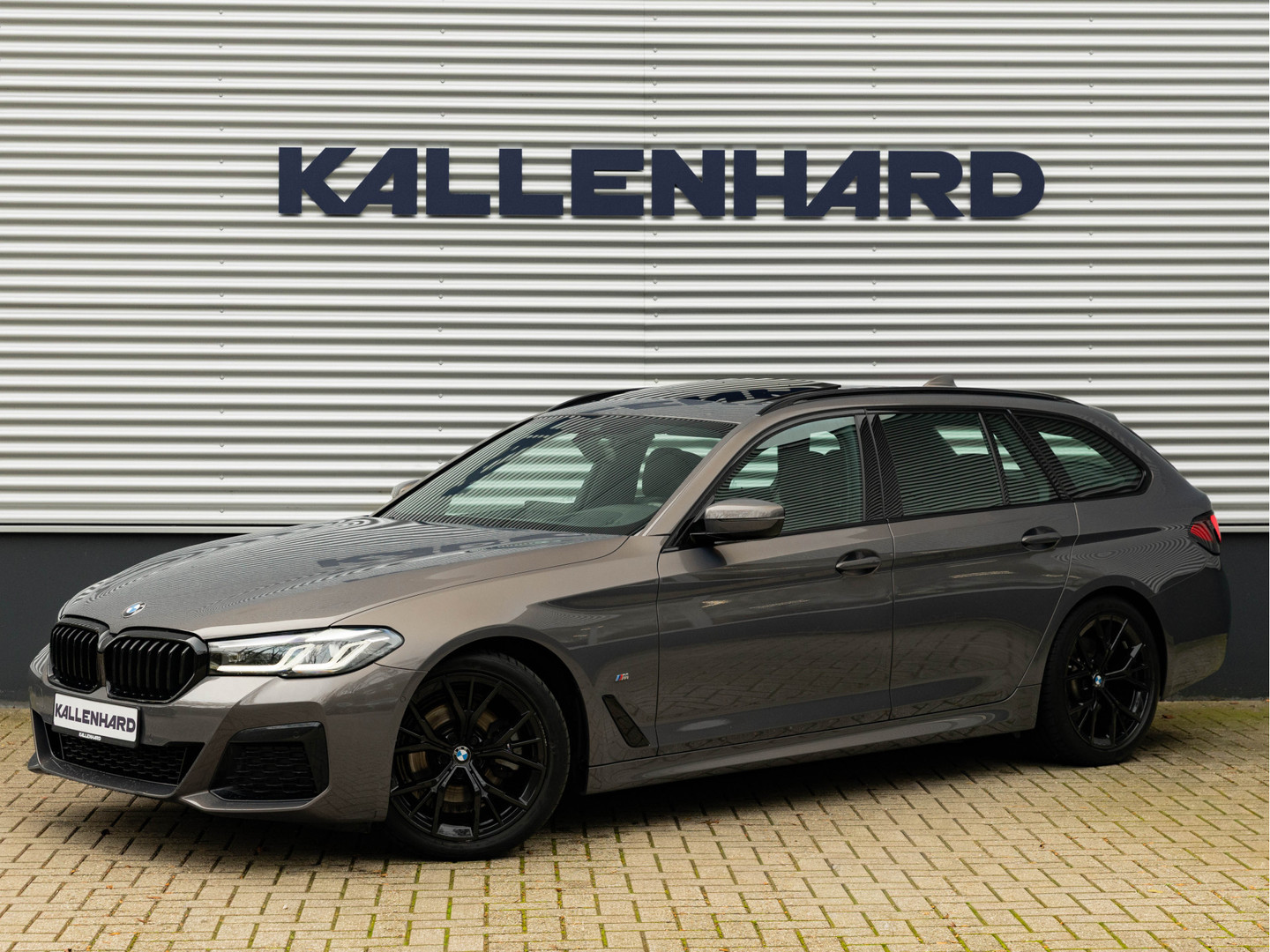 BMW BMW
