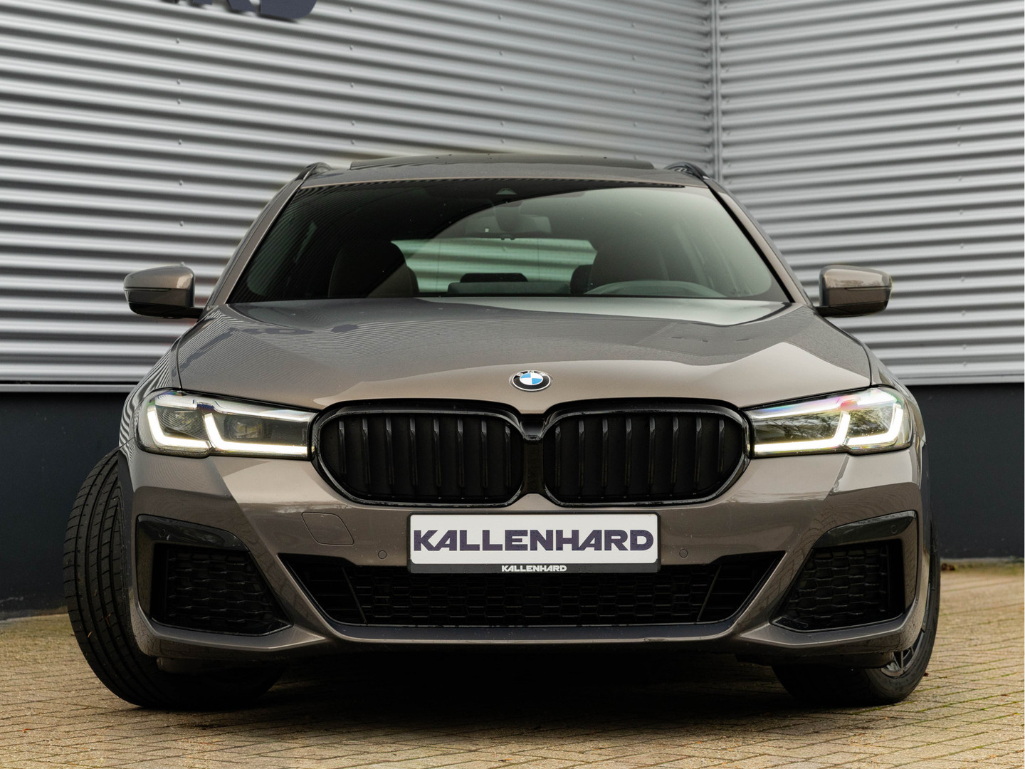 BMW BMW