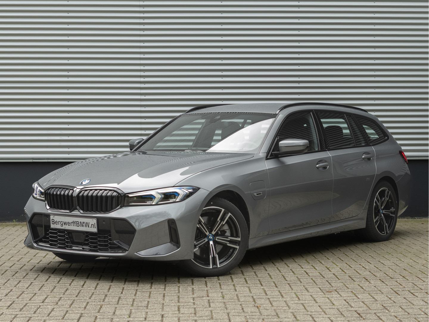 BMW BMW