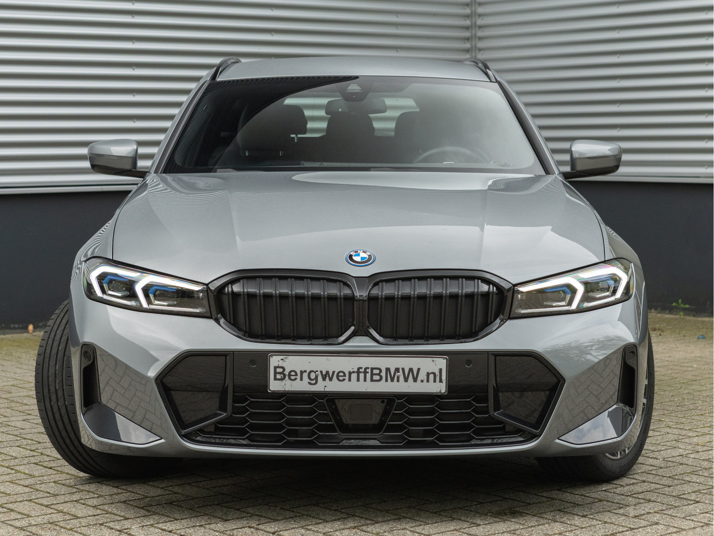 BMW BMW