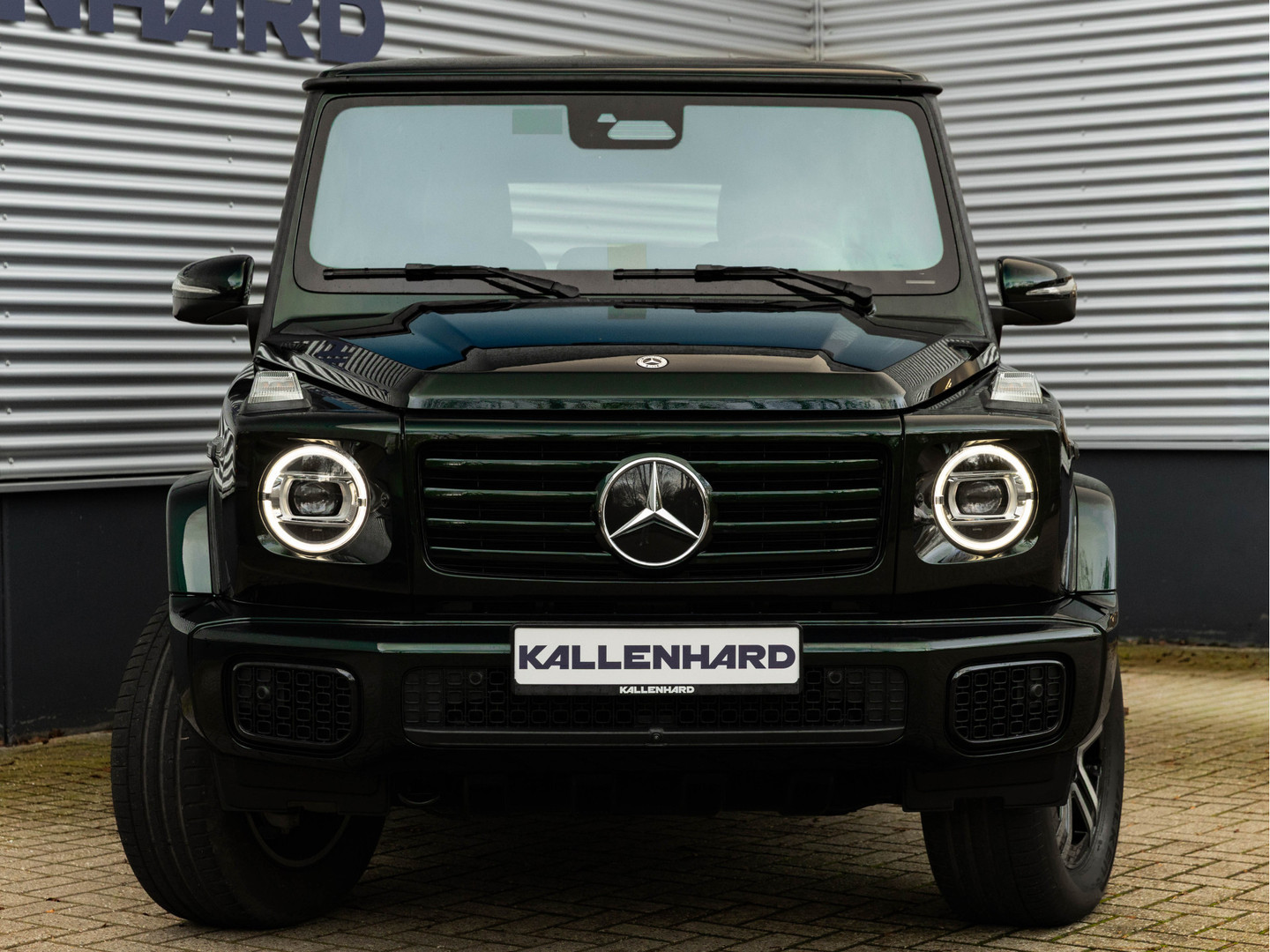 Mercedes-Benz Mercedes-Benz