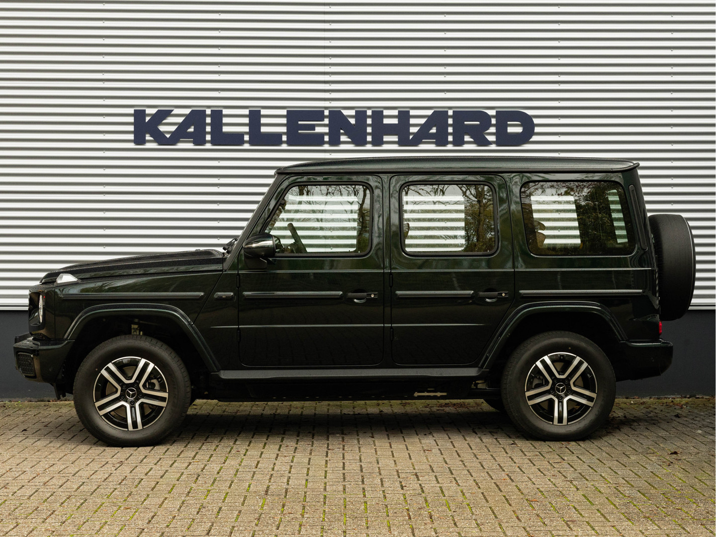 Mercedes-Benz Mercedes-Benz