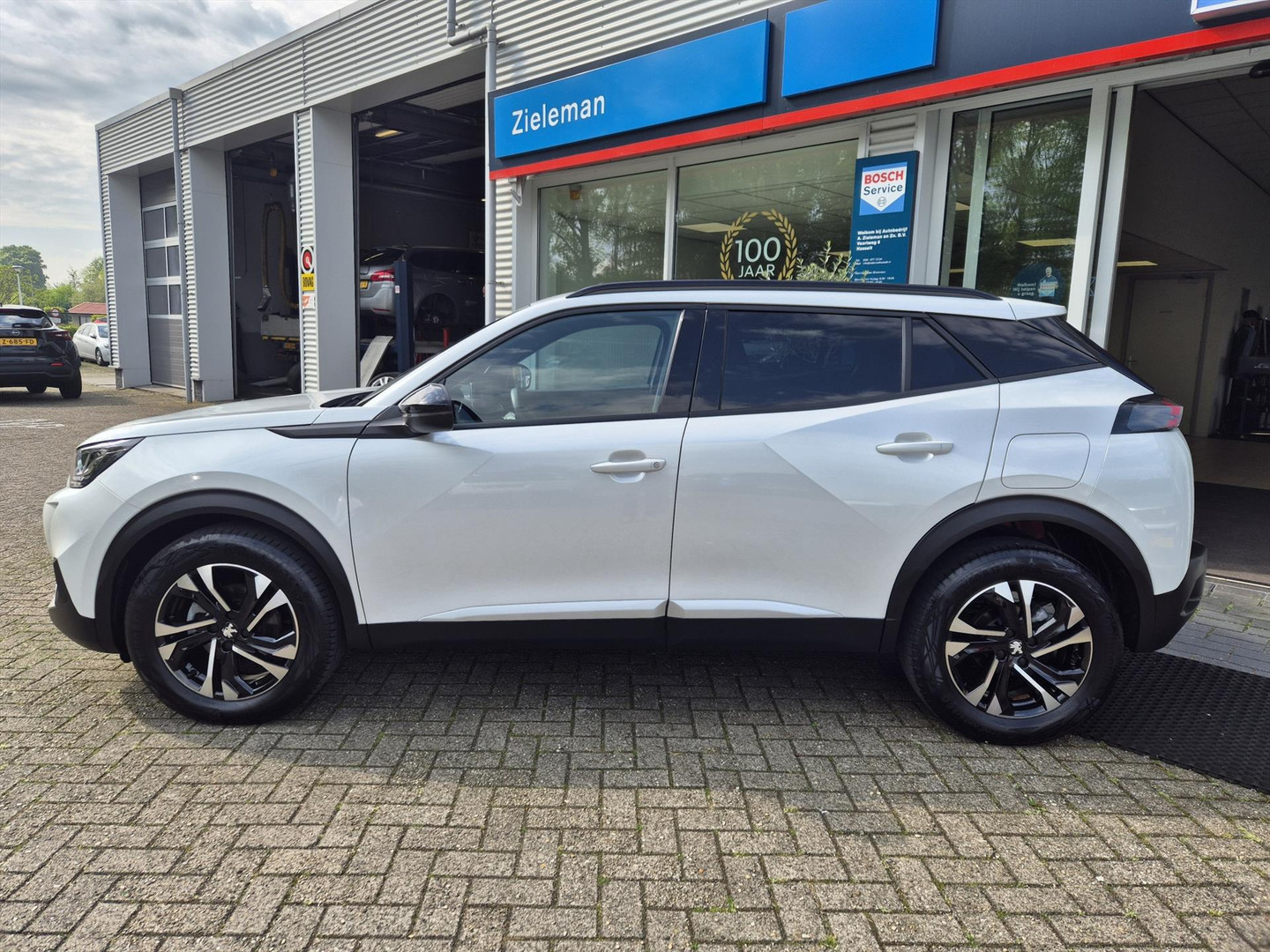Peugeot