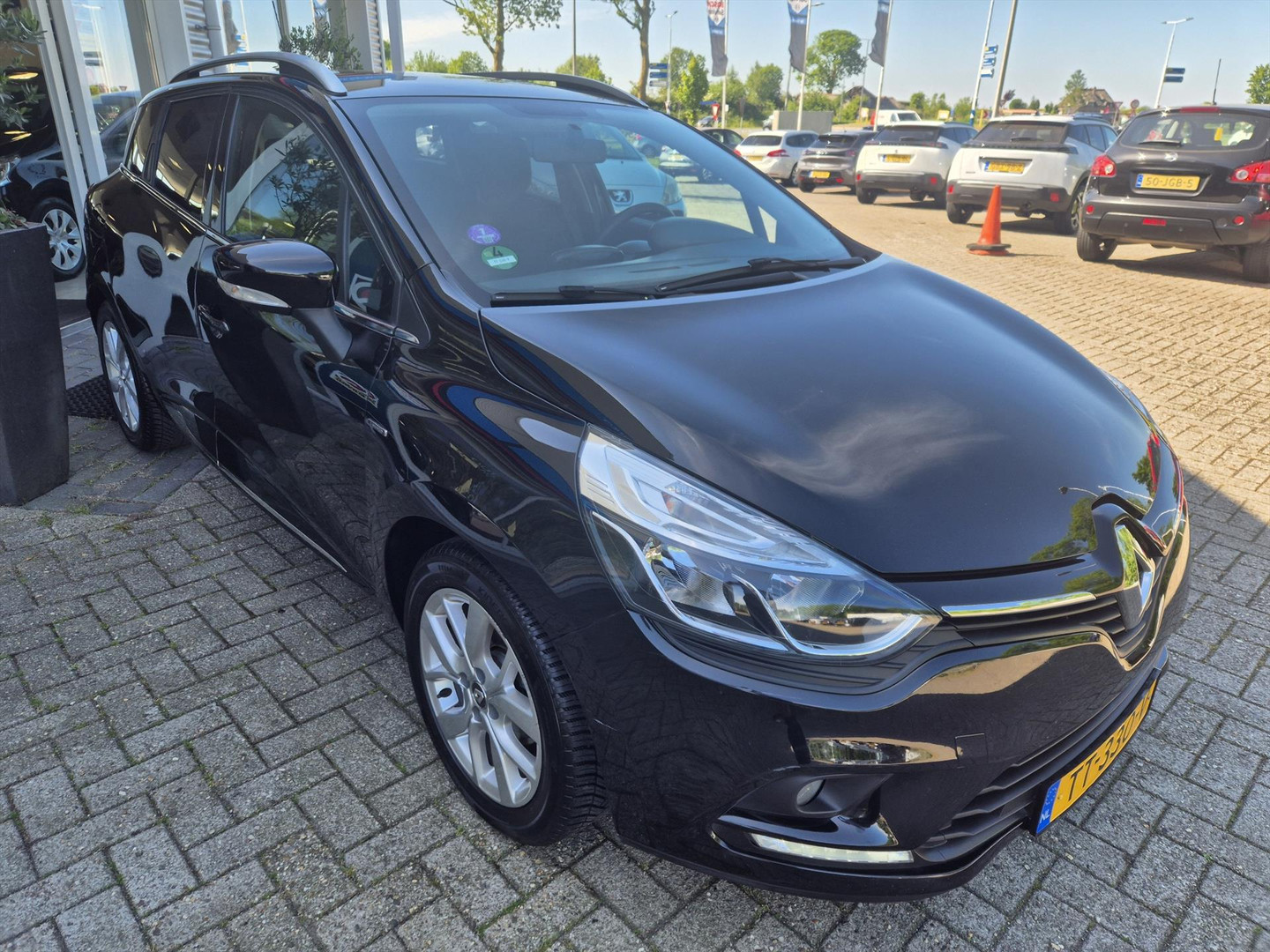 Renault Renault