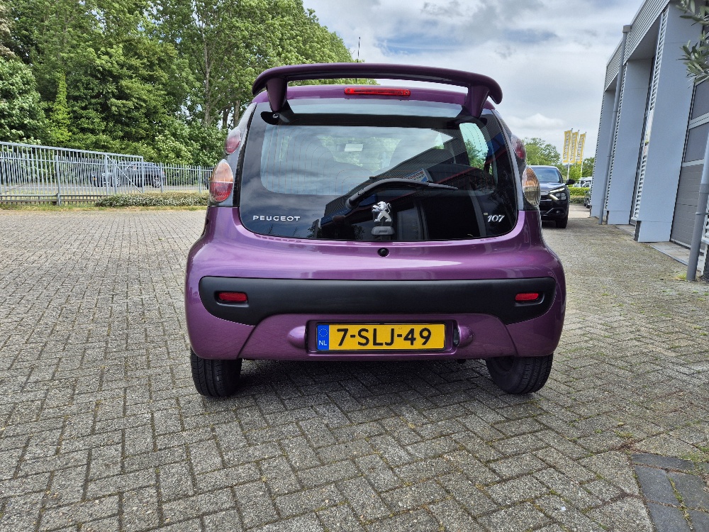 Peugeot Peugeot