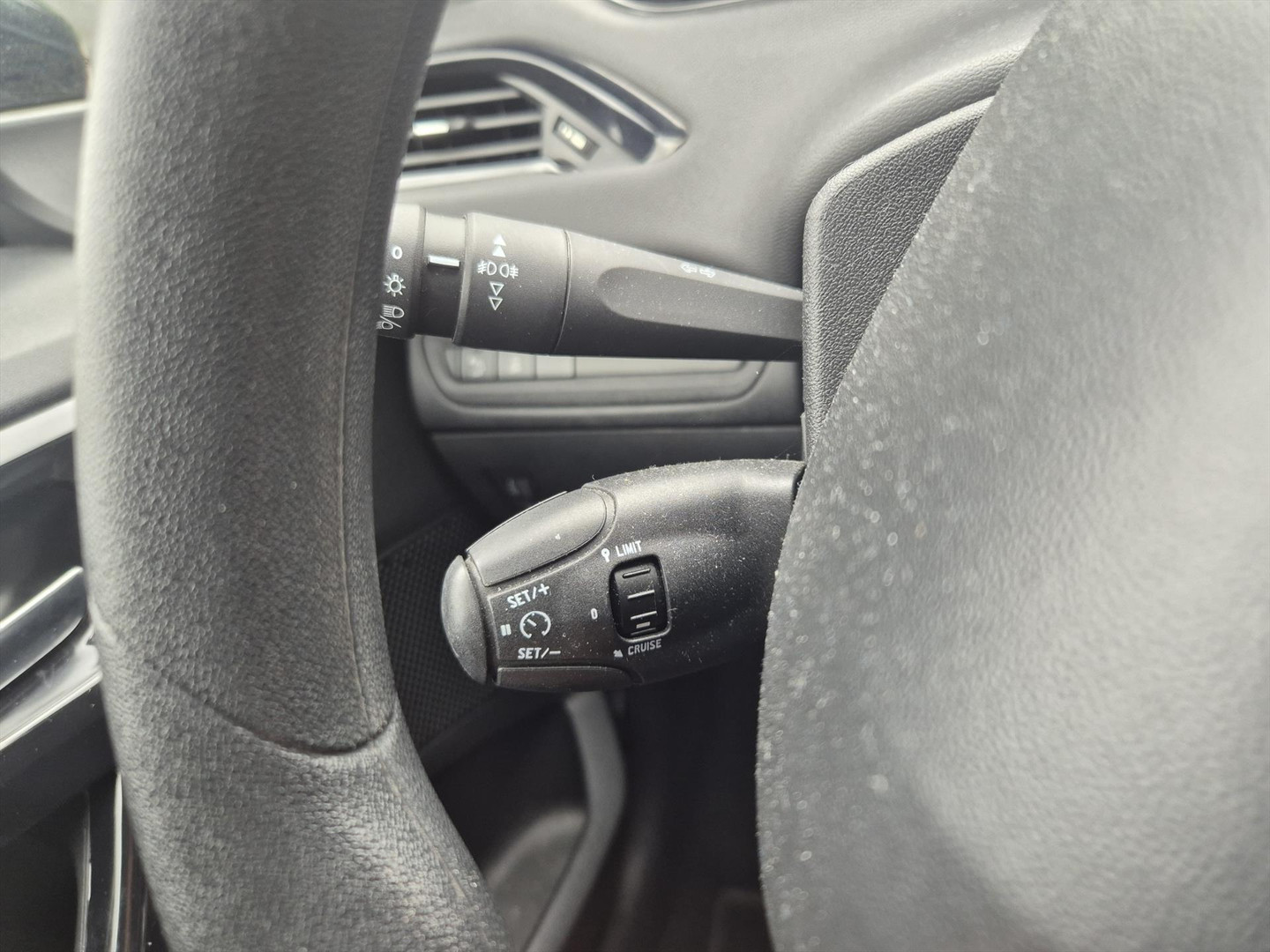 Peugeot Peugeot