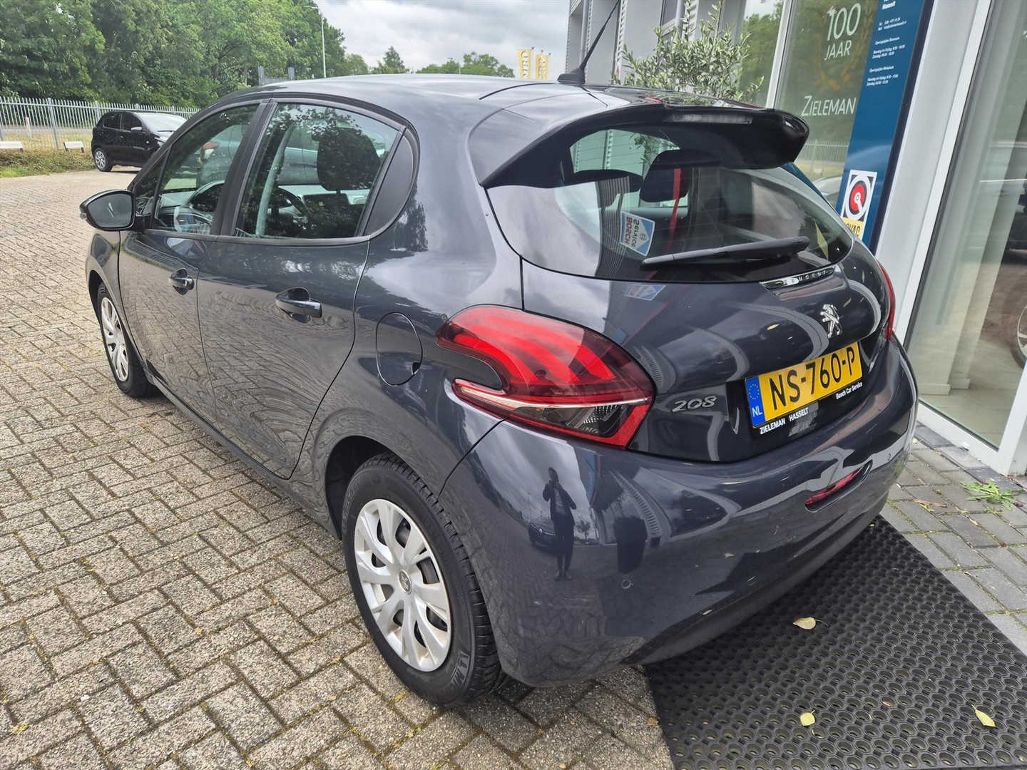 Peugeot Peugeot