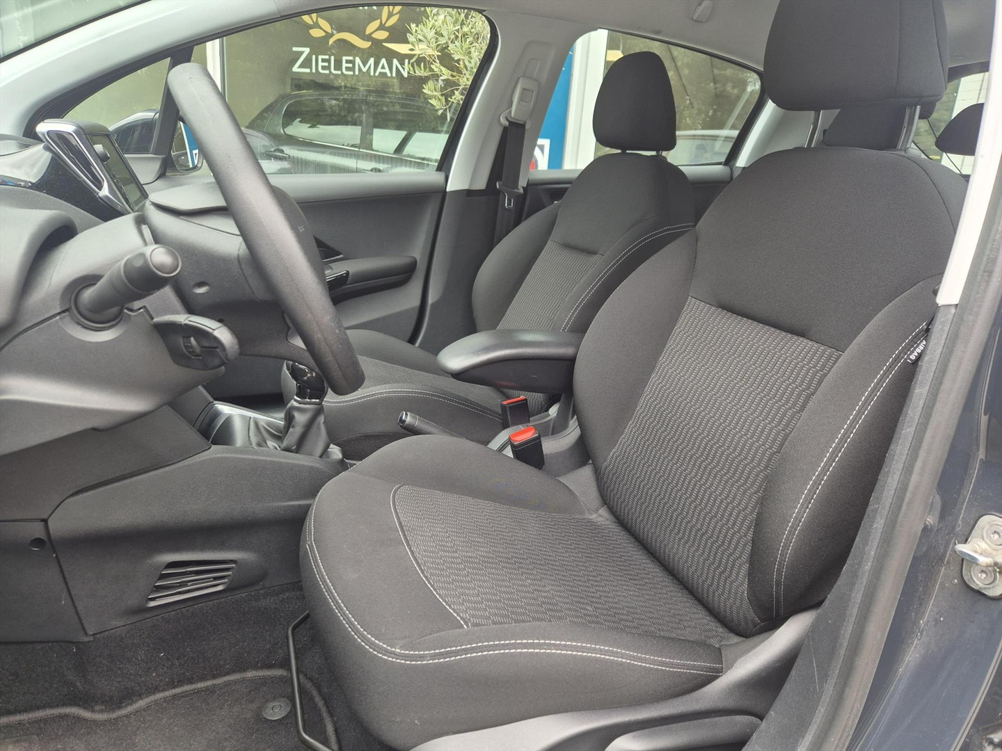 Peugeot Peugeot