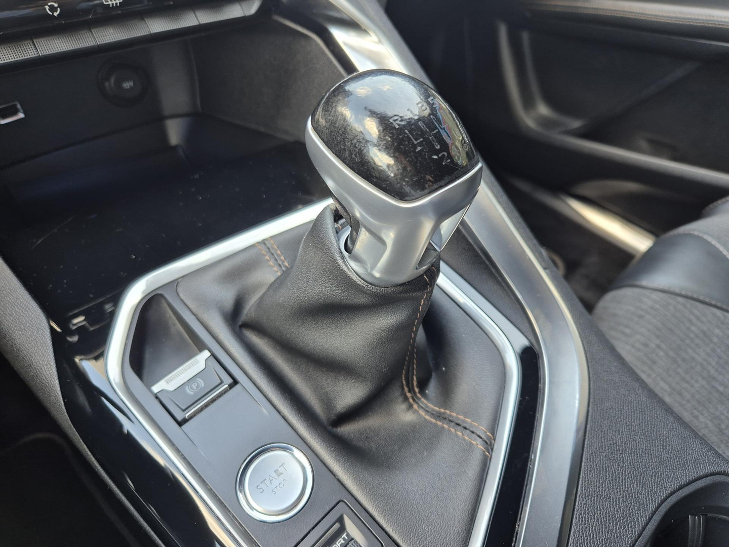 Peugeot Peugeot