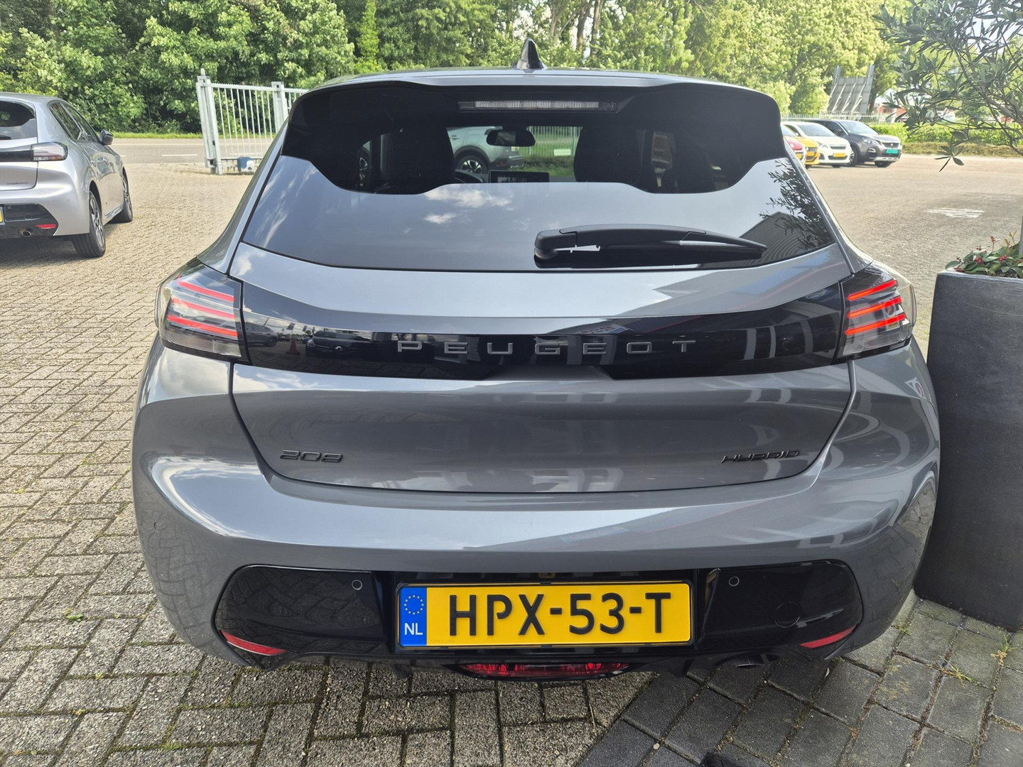 Peugeot Peugeot
