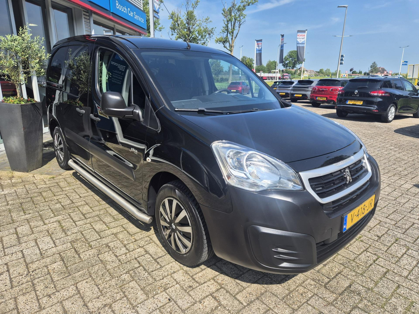Peugeot