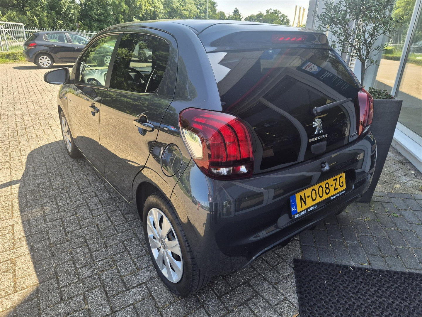 Peugeot Peugeot