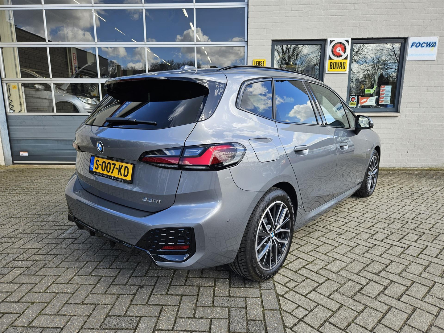 BMW