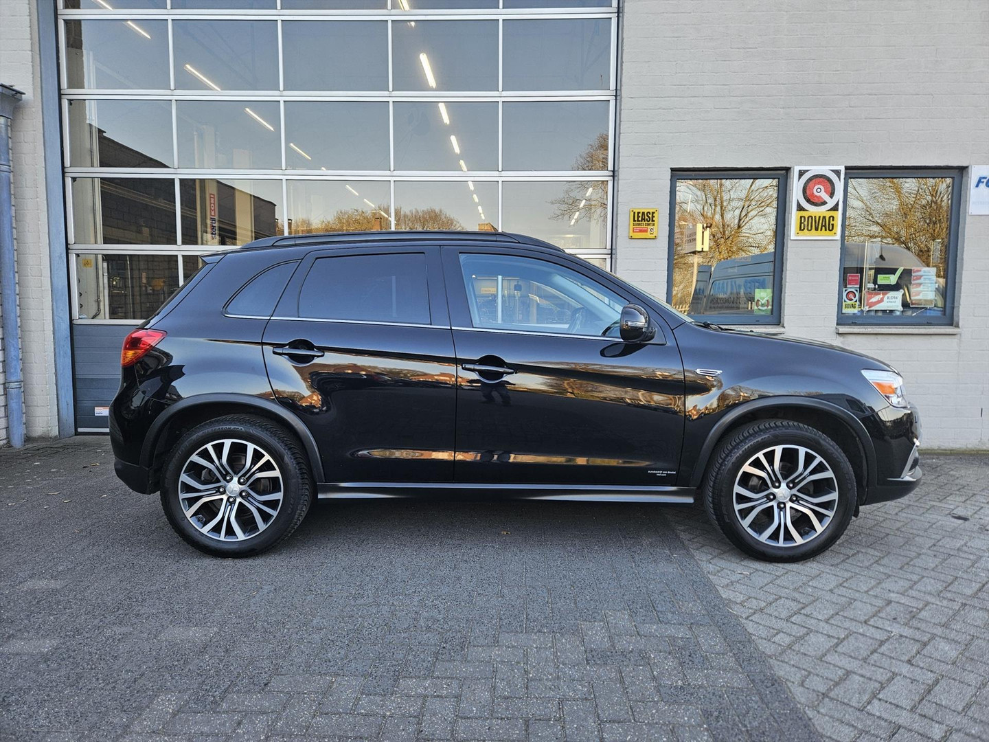Mitsubishi Mitsubishi