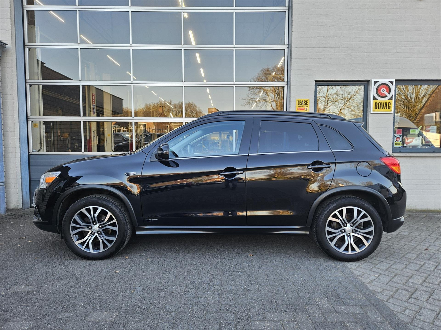 Mitsubishi Mitsubishi