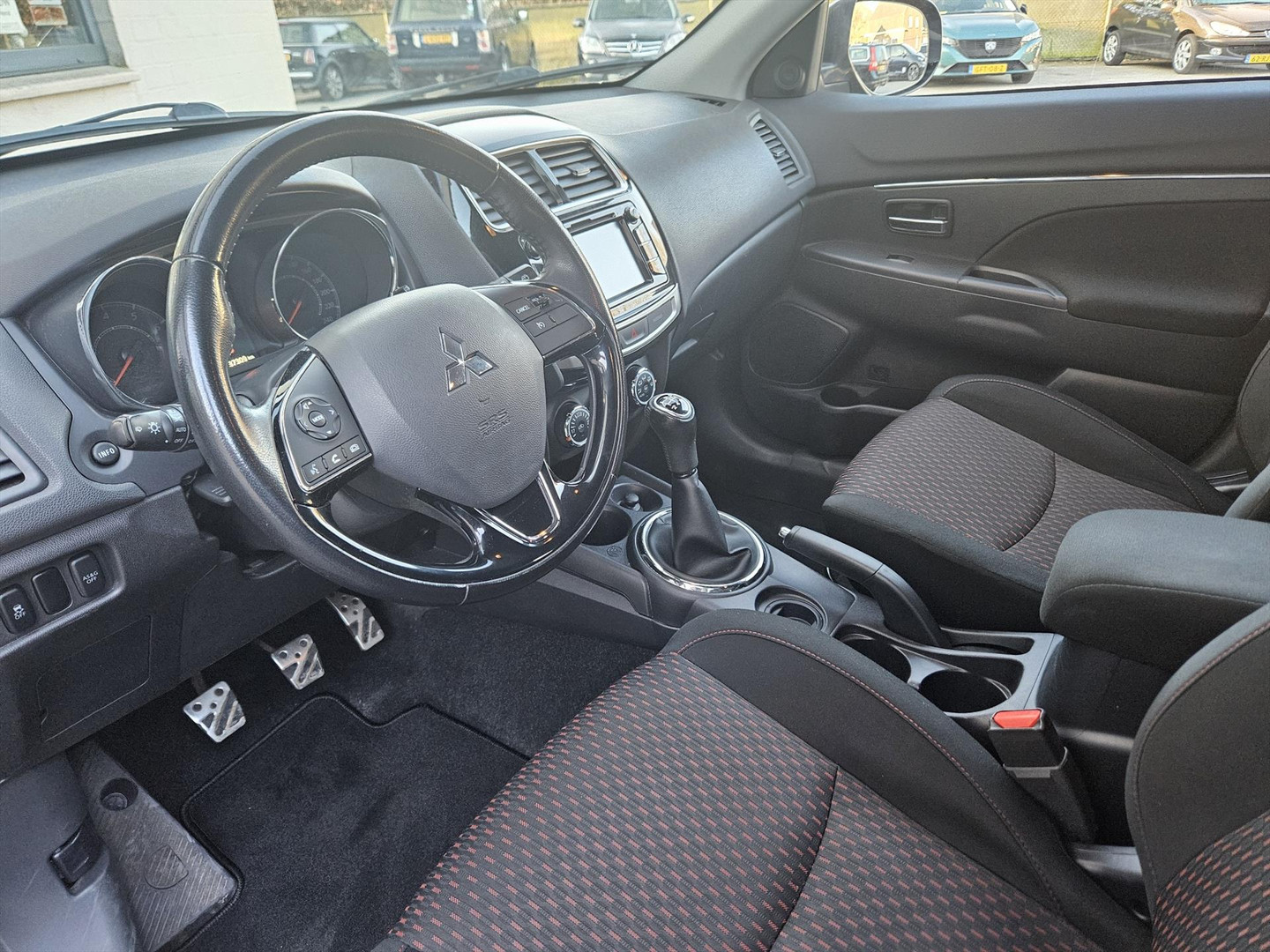 Mitsubishi Mitsubishi