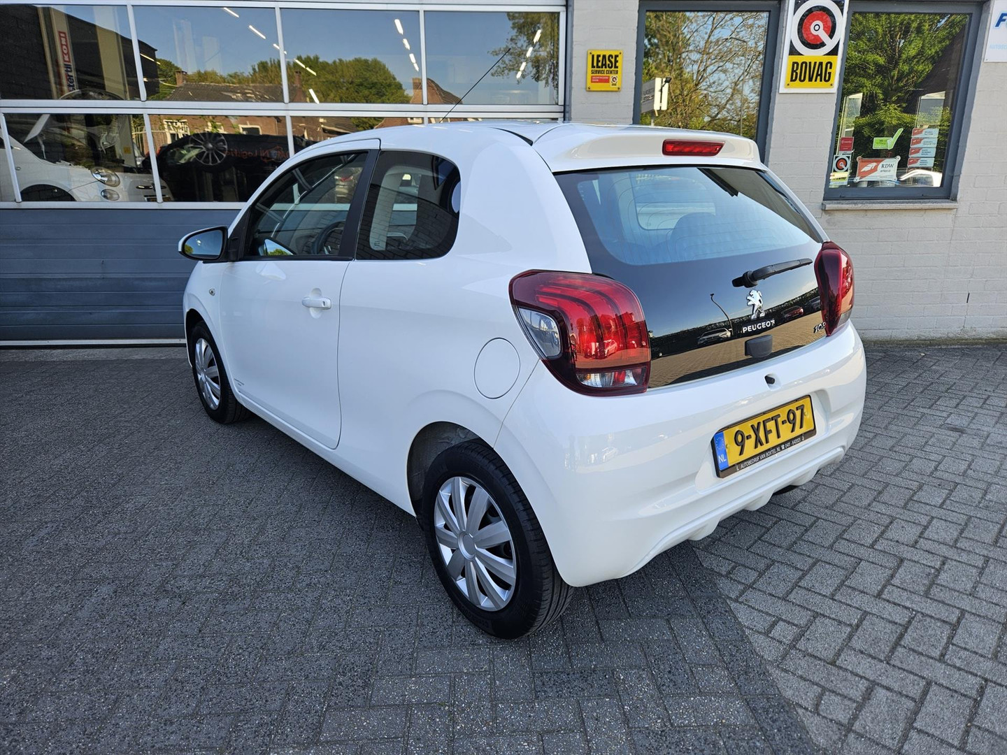 Peugeot