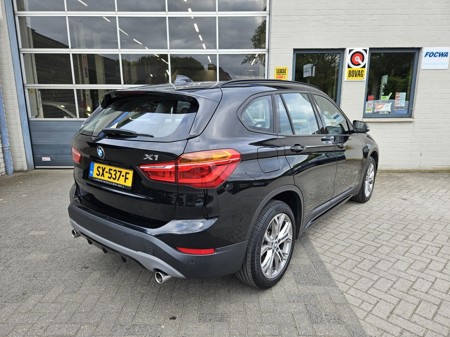 BMW BMW
