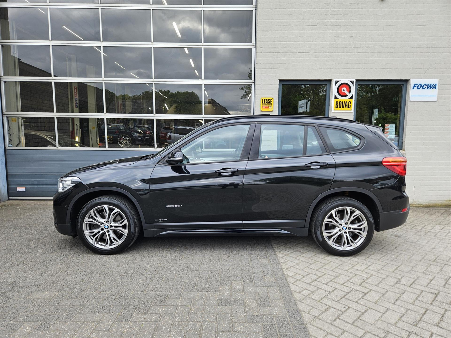 BMW BMW
