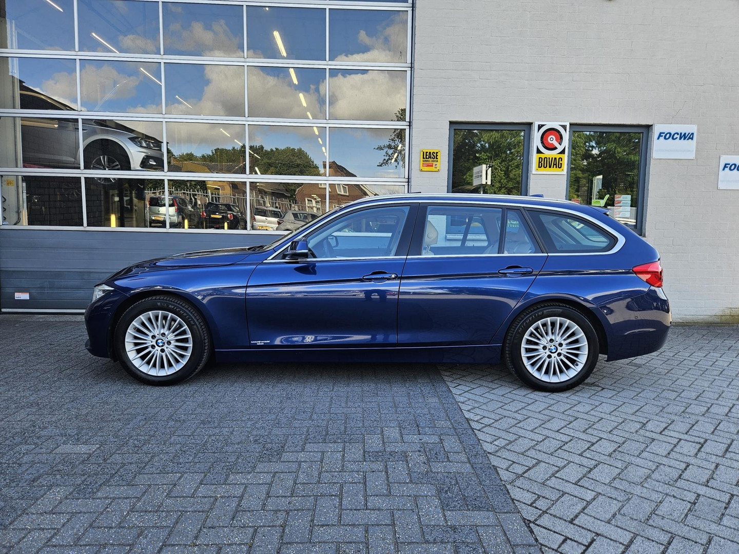 BMW BMW