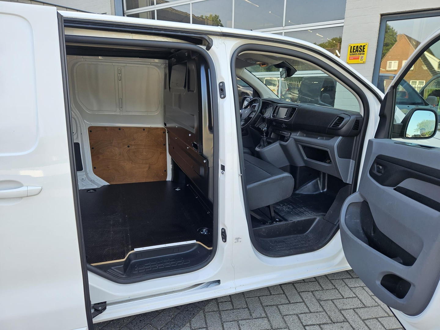 Peugeot Peugeot
