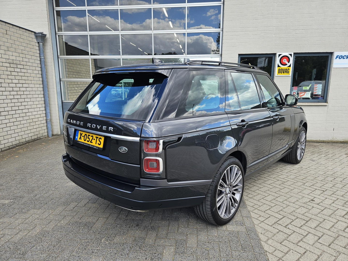 Land Rover Land Rover