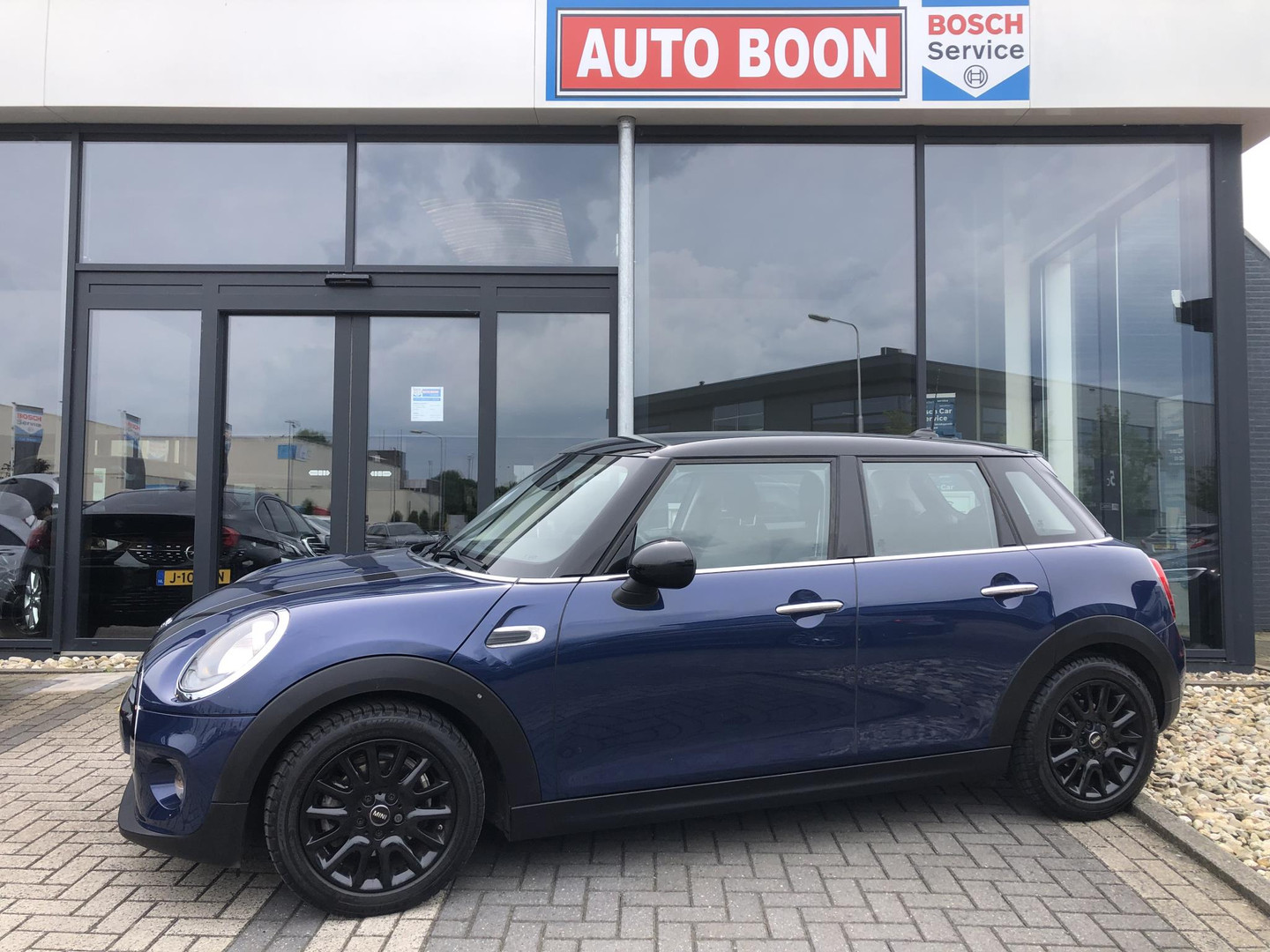 MINI