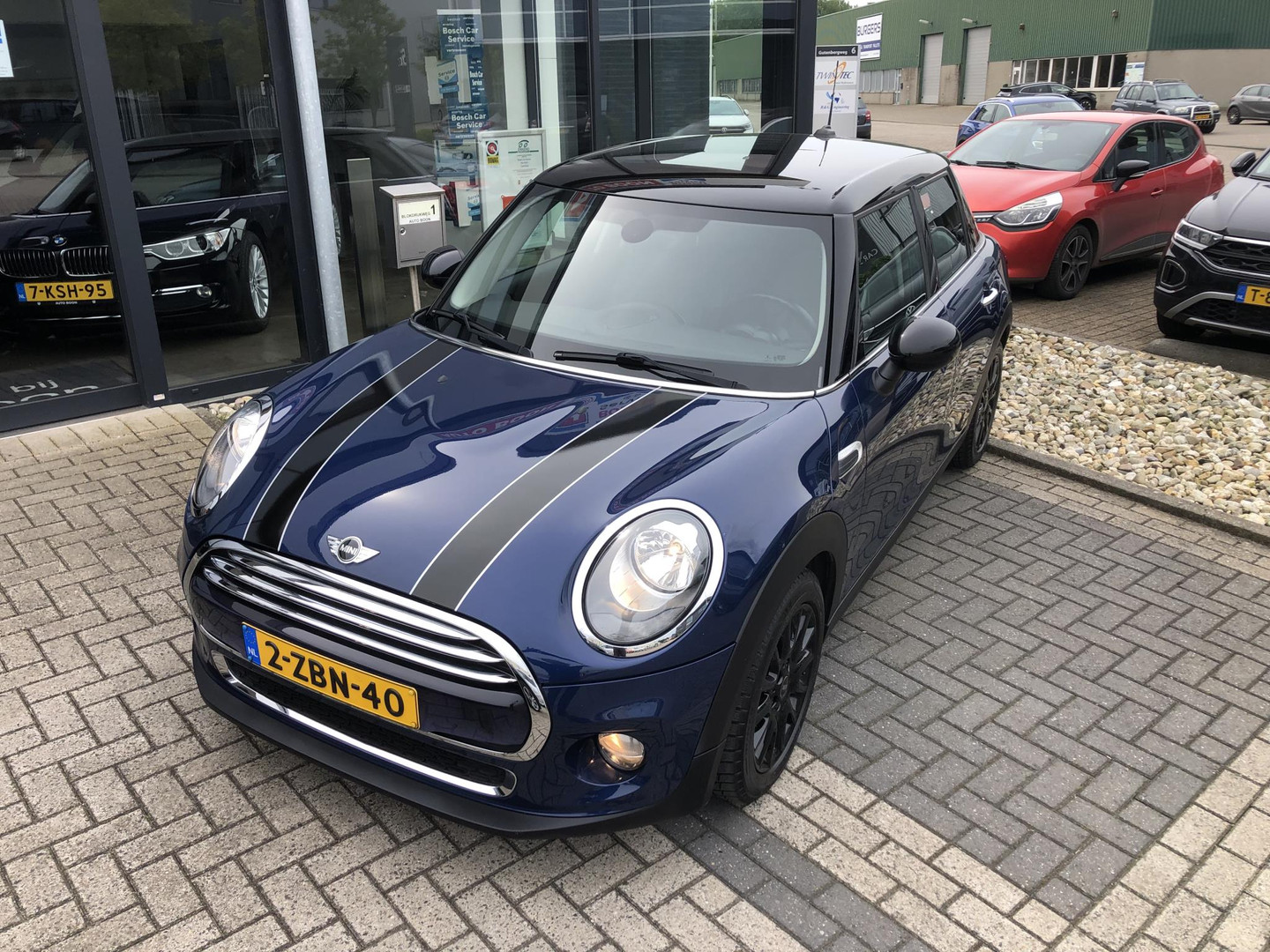 MINI