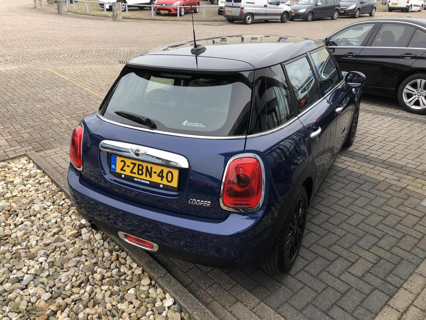 MINI