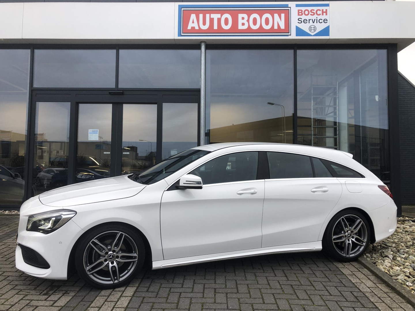 Mercedes-Benz