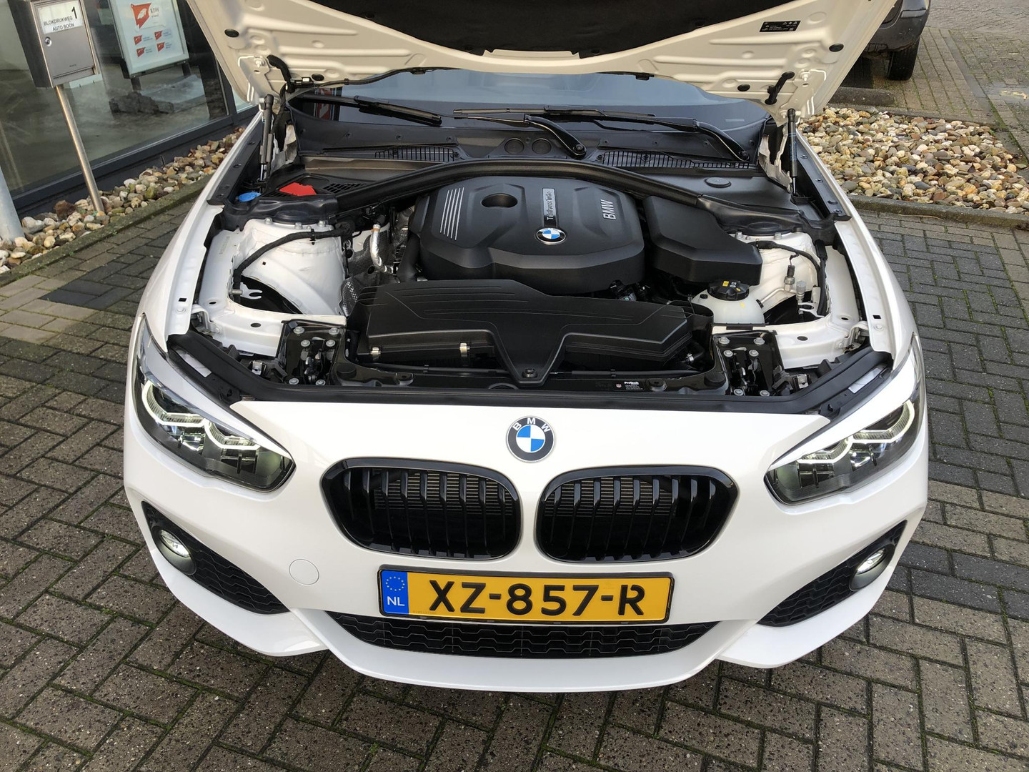 BMW