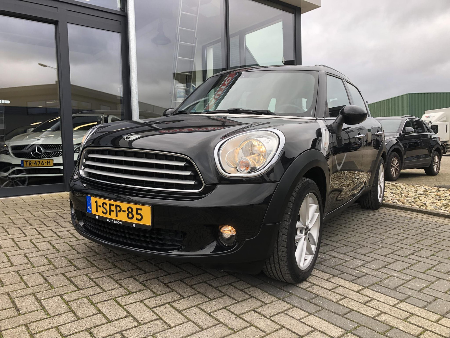 MINI