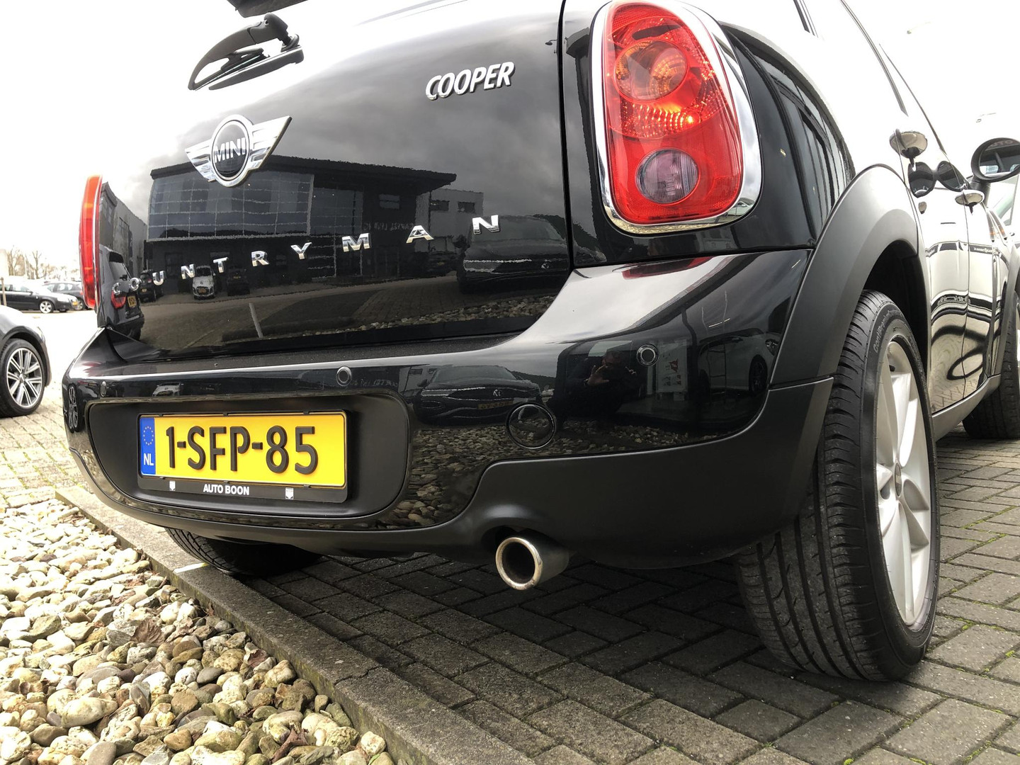 MINI
