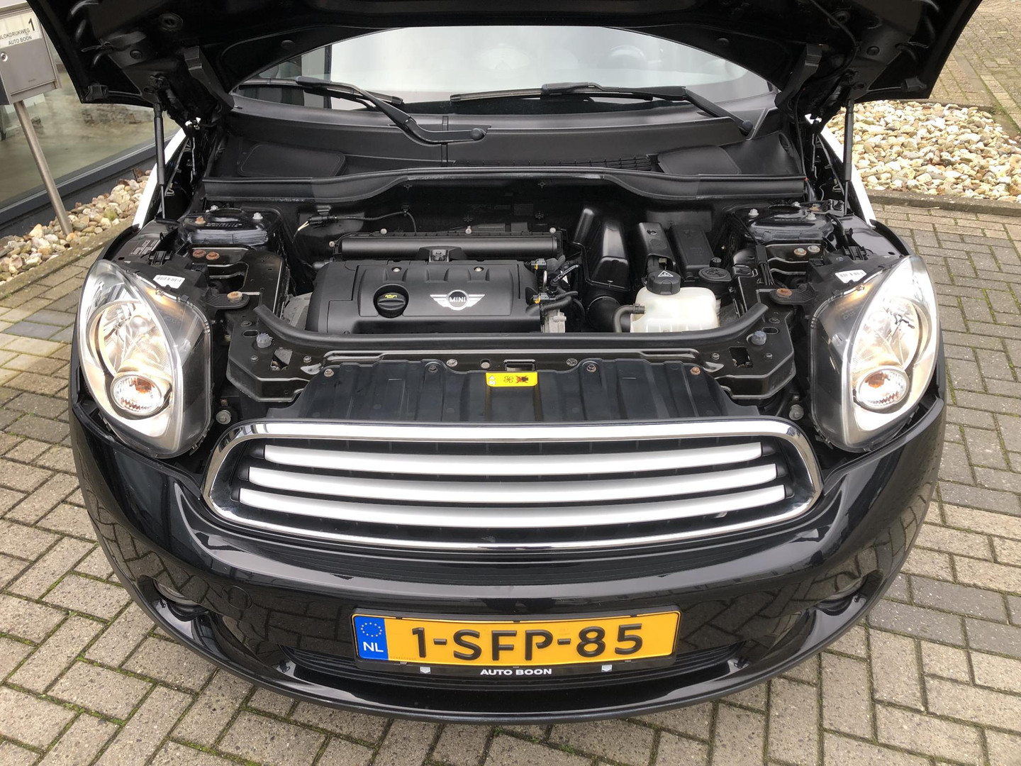 MINI