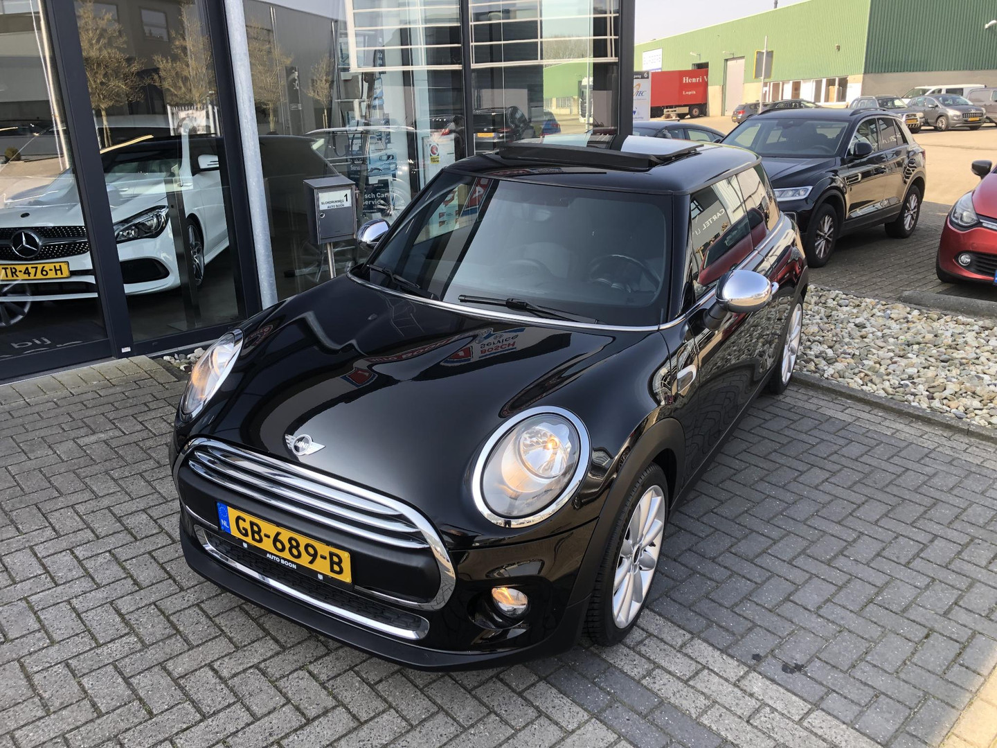 MINI