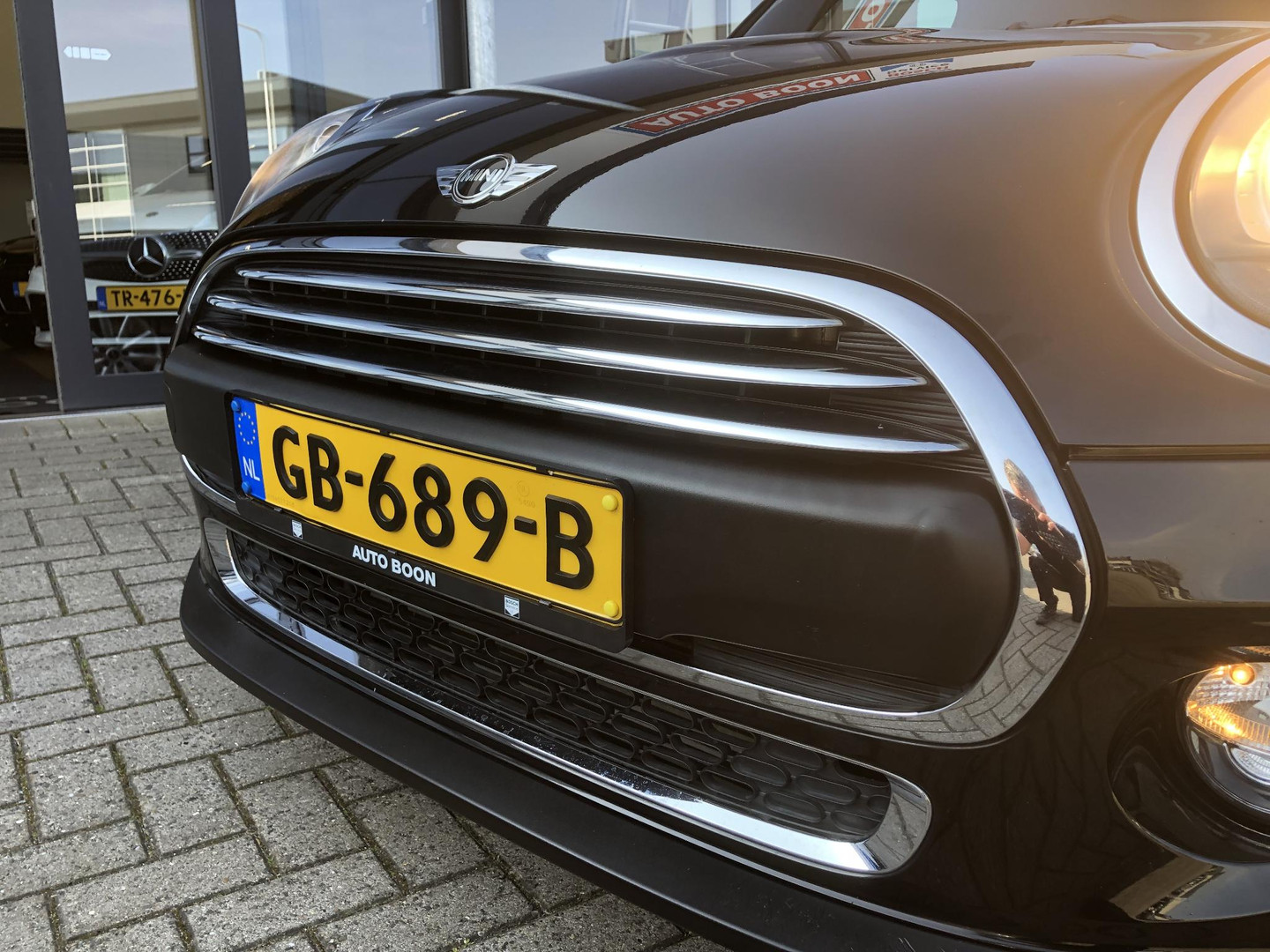 MINI