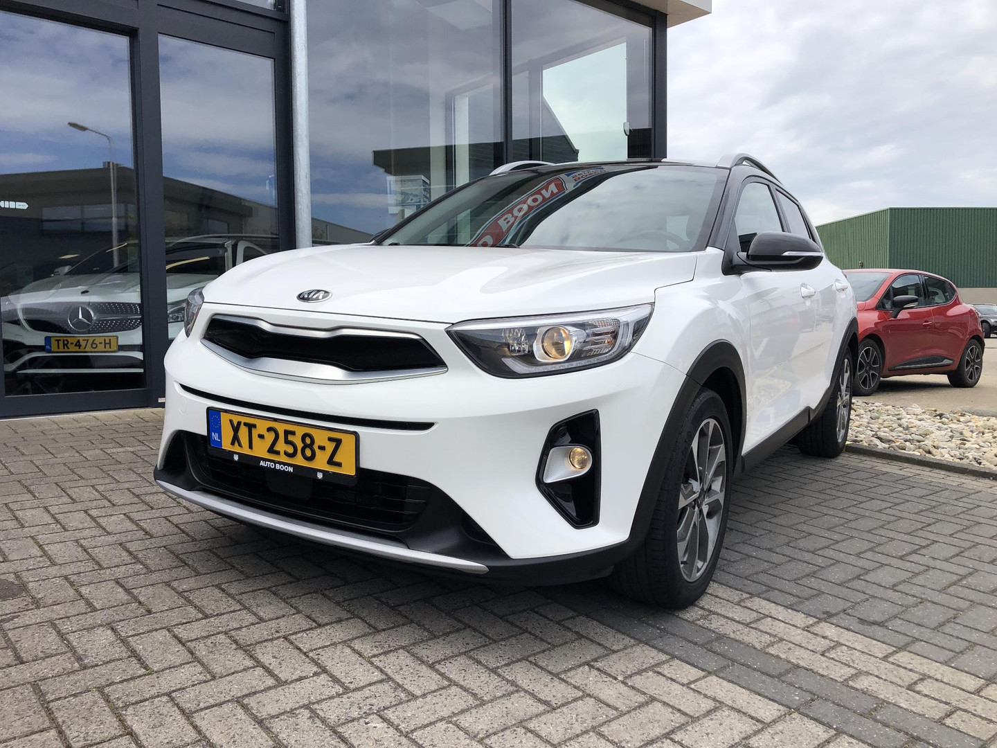 Kia
