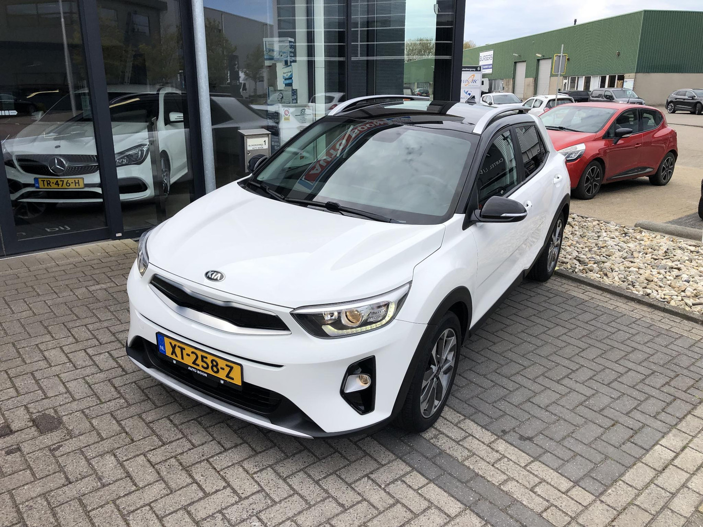 Kia