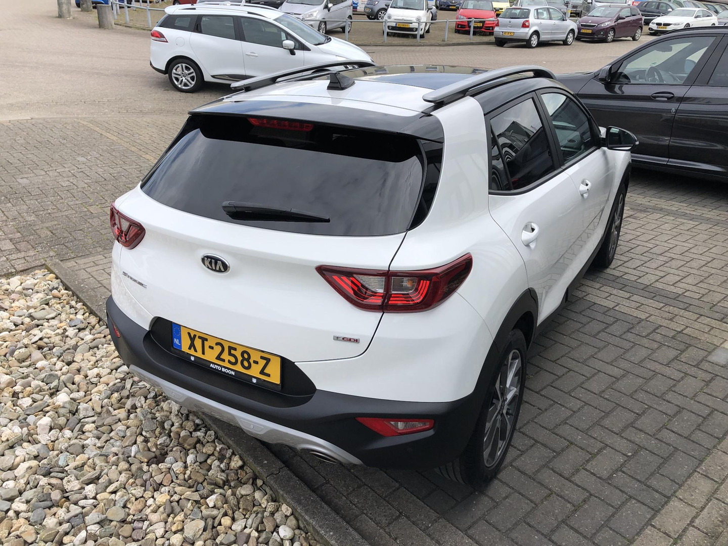 Kia