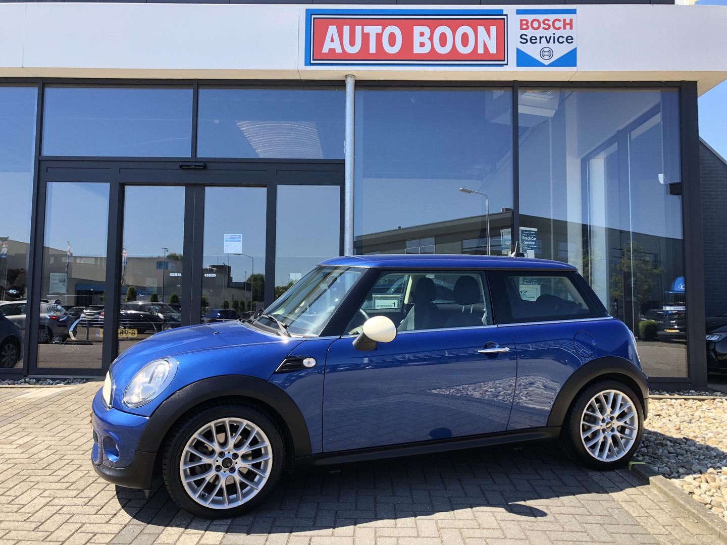 MINI