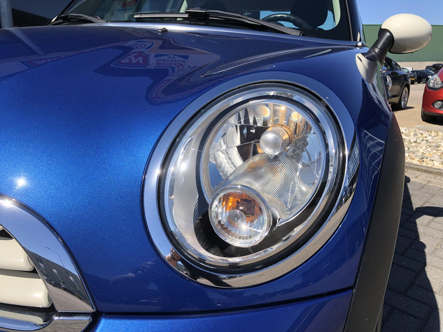 MINI