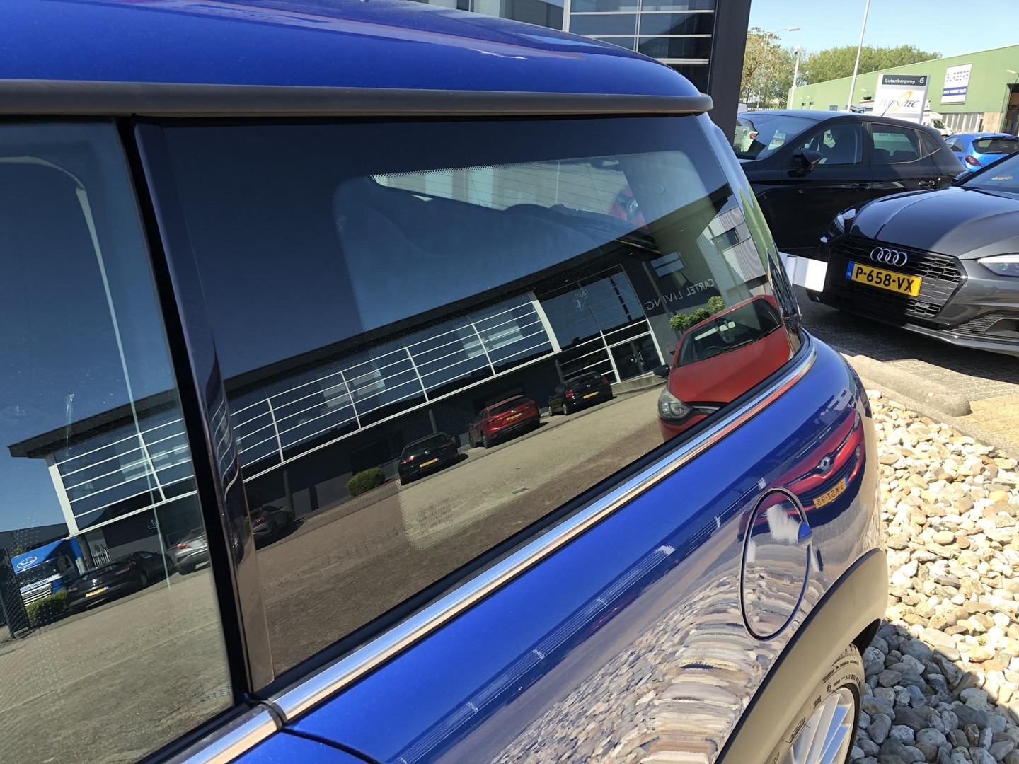 MINI